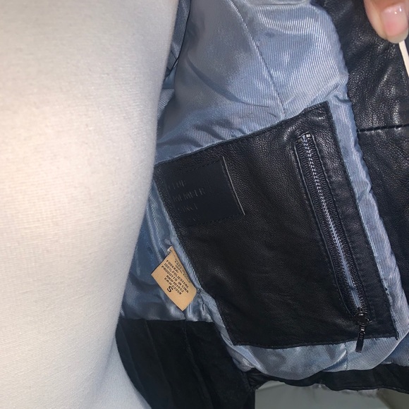 Soft Leather Black and Cream Open Front Jacket - Picture 8 of 11